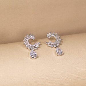 Diamond Dew Crescent