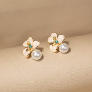 Ivory Orchid Pearl Studs